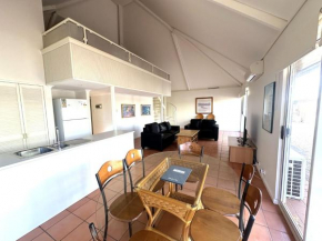 Osprey Holiday Village Unit 123